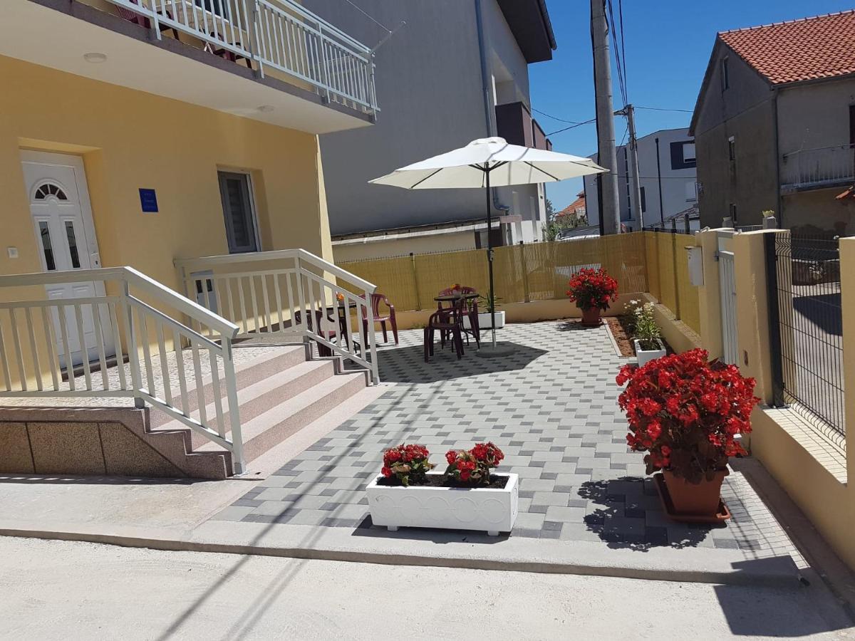 Ruza Apartmani Задар Екстериор снимка