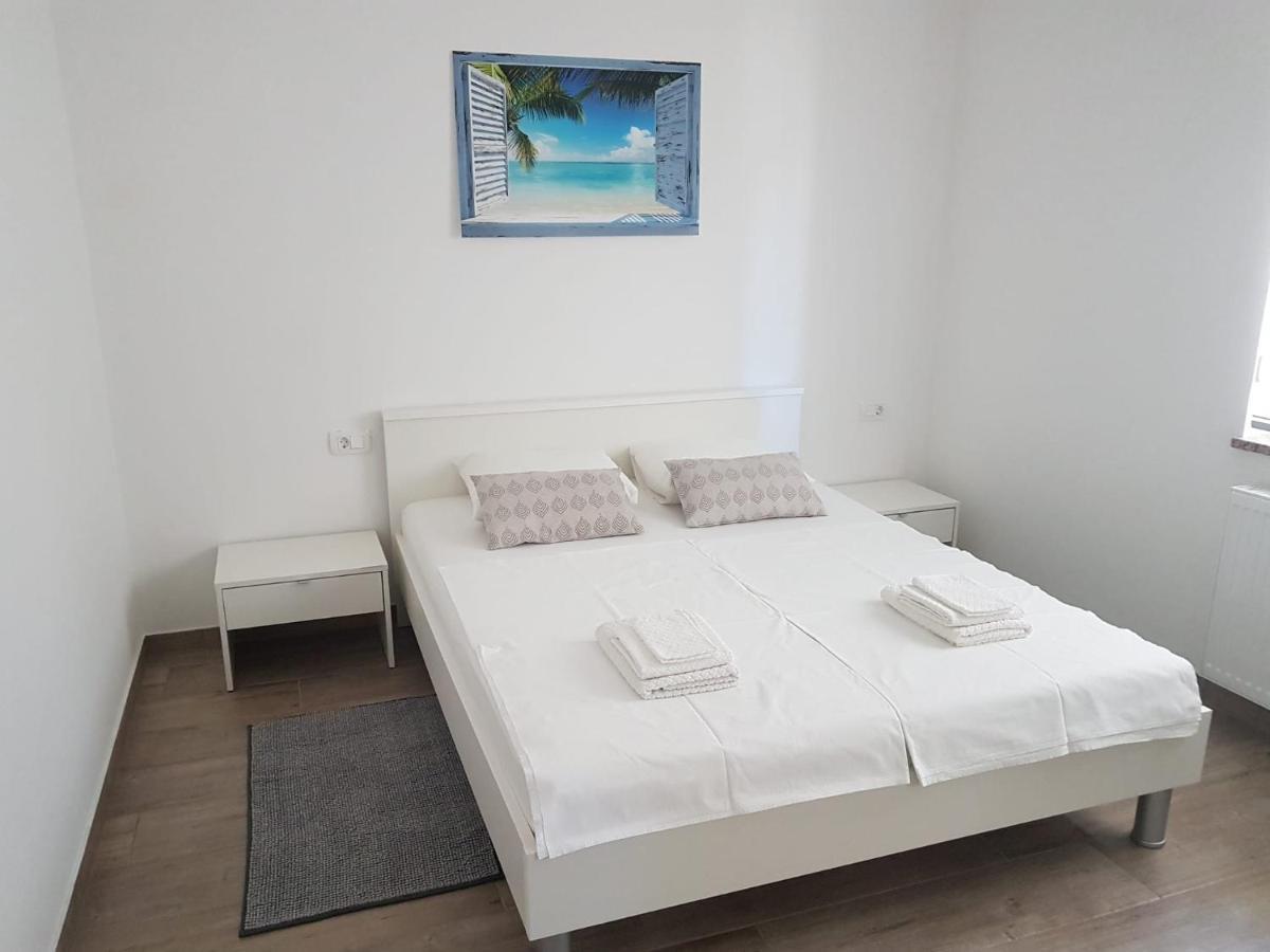 Ruza Apartmani Задар Екстериор снимка